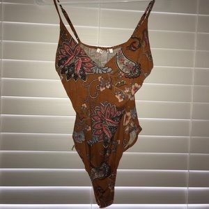 NEVER WORN Forever 21 bodysuit